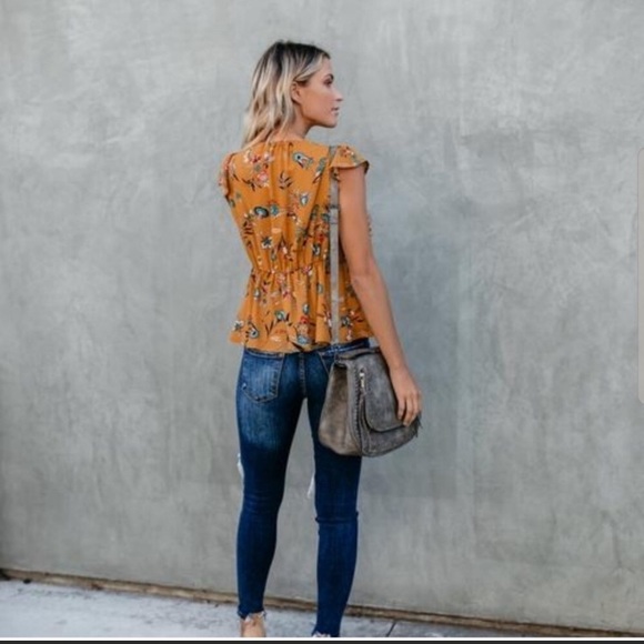 🎉HOST PICK🎉Fall Peplum Floral Top - Picture 6 of 7